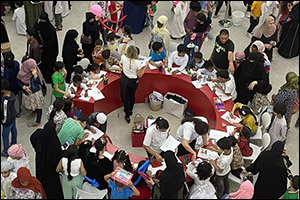 Bawabat Al Sharq Mall Joins efforts with the Emirates Red Crescent Authority to Offer 100 Daily Ifta ...