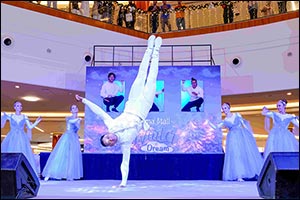 Dalma Mall Unfolds a Whimsical Winter Dream Loaded with Surprises for Its Patrons